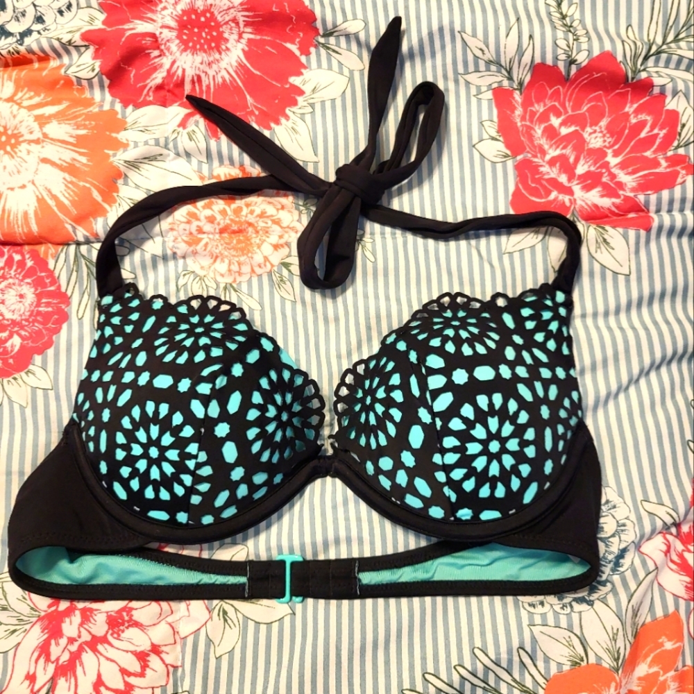 Bikini top